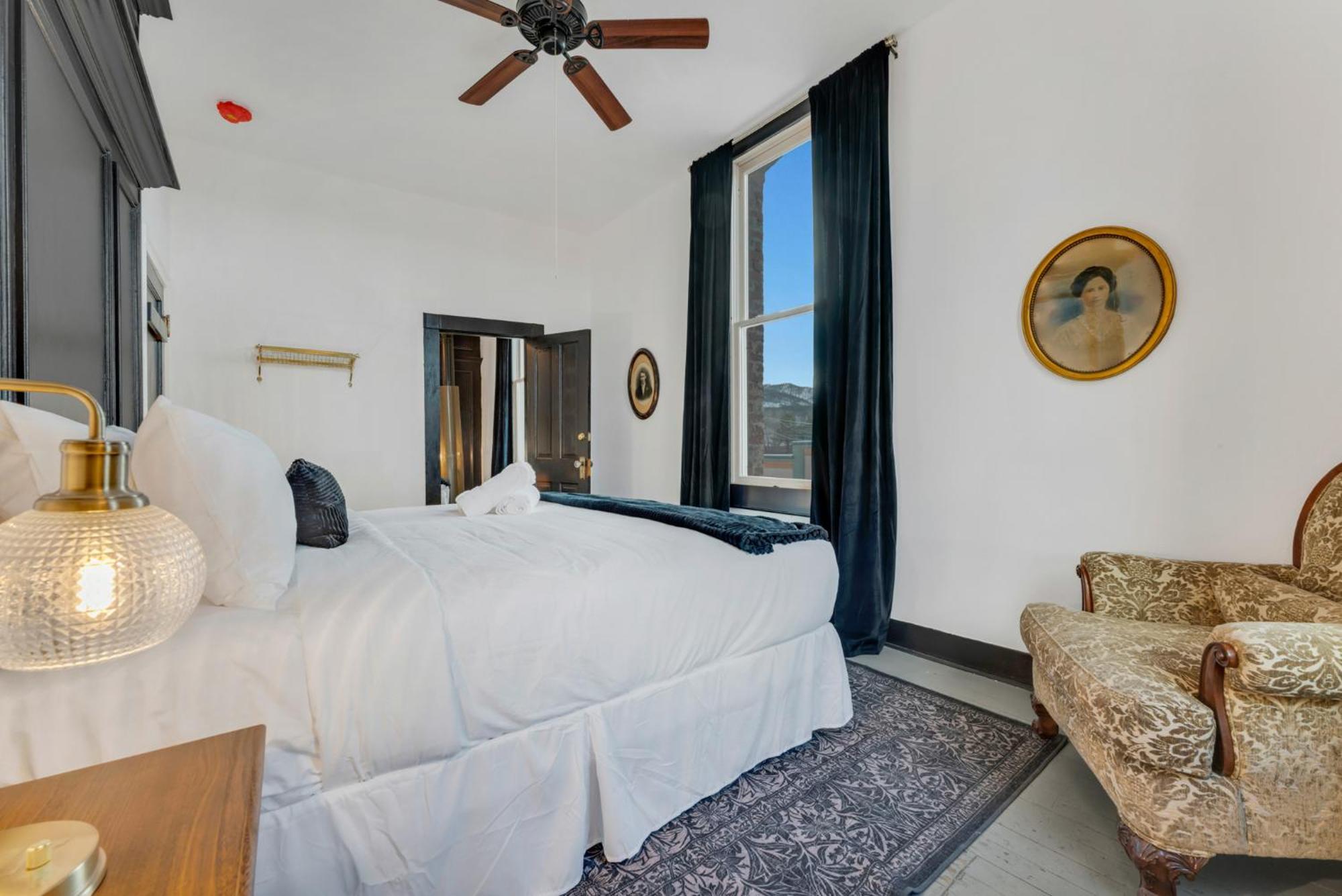 The Historic Grand Canyon Hotel Вильямс Экстерьер фото